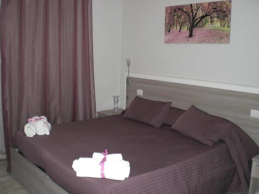 Suite Room פיומיצ'ינו מראה חיצוני תמונה